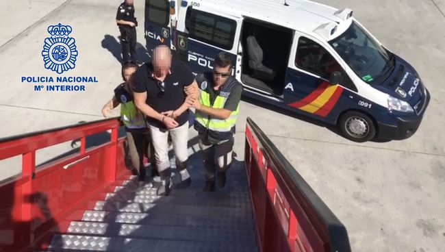 Национальная полиция Испании задержала главу преступной группировки в Мадриде, Испания. 15 октября 2018 Национальная полиция Испании задержала главу преступной группировки в Мадриде, Испания. 15 октября 2018