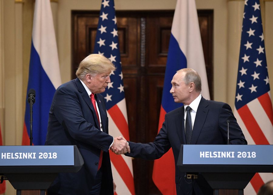 Президент России Владимир Путин и президент США Дональд Трамп в Хельсинки Президент России Владимир Путин и президент США Дональд Трамп в Хельсинки