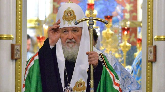 Патриарх Московский и всея Руси Кирилл во время богослужения в Свято-Духовом кафедральном соборе в Минске