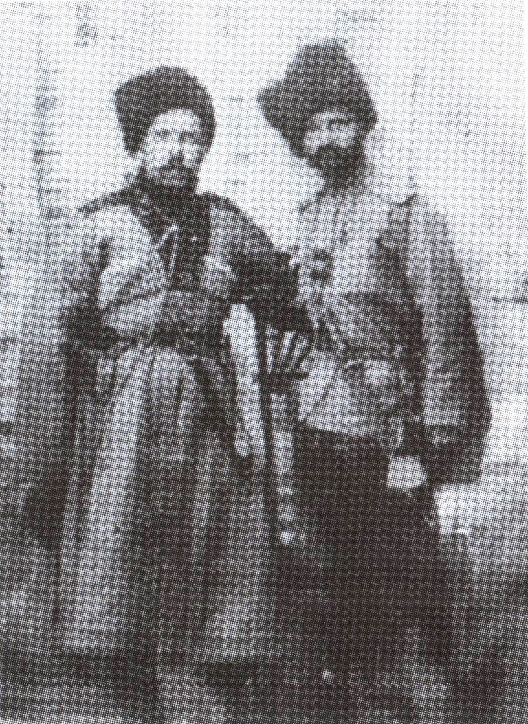 Хорунжий И. Л. Сорокин (справа) на Кавказском фронте. 1916 год Хорунжий И. Л. Сорокин (справа) на Кавказском фронте. 1916 год
