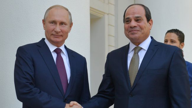 Президент РФ Владимир Путин и президент Арабской Республики Египет Абдель Фаттах ас-Сиси Президент РФ Владимир Путин и президент Арабской Республики Египет Абдель Фаттах ас-Сиси