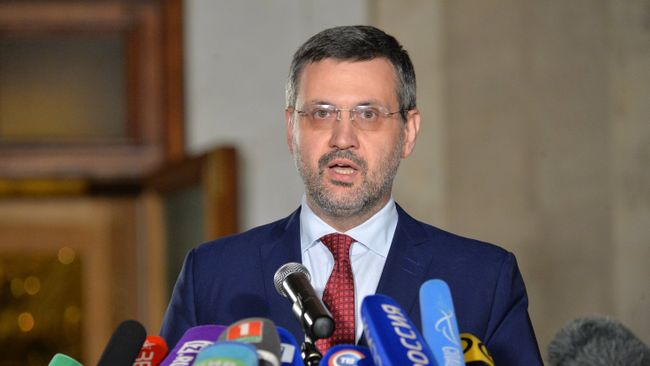 Председатель Синодального отдела по взаимоотношениям Церкви с обществом и СМИ Московского патриархата Владимир Легойда выступает с заявлением перед журналистами по результатам прошедшего в Минске выездного заседания Священного синода Русской православной церкви Председатель Синодального отдела по взаимоотношениям Церкви с обществом и СМИ Московского патриархата Владимир Легойда выступает с заявлением перед журналистами по результатам прошедшего в Минске выездного заседания Священного синода Русской православной церкви