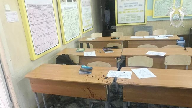 Следователи СК РФ осмотрели место происшествия в керченском колледже Следователи СК РФ осмотрели место происшествия в керченском колледже