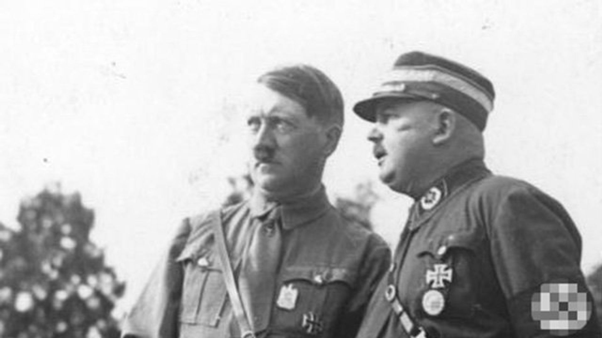 Адольф Гитлер и Эрнст Рём, 1933 год Адольф Гитлер и Эрнст Рём, 1933 год - РИА Новости, 1920, 12.04.2025