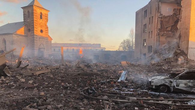 Взрыв на территории завода Авангард Взрыв на территории завода Авангард