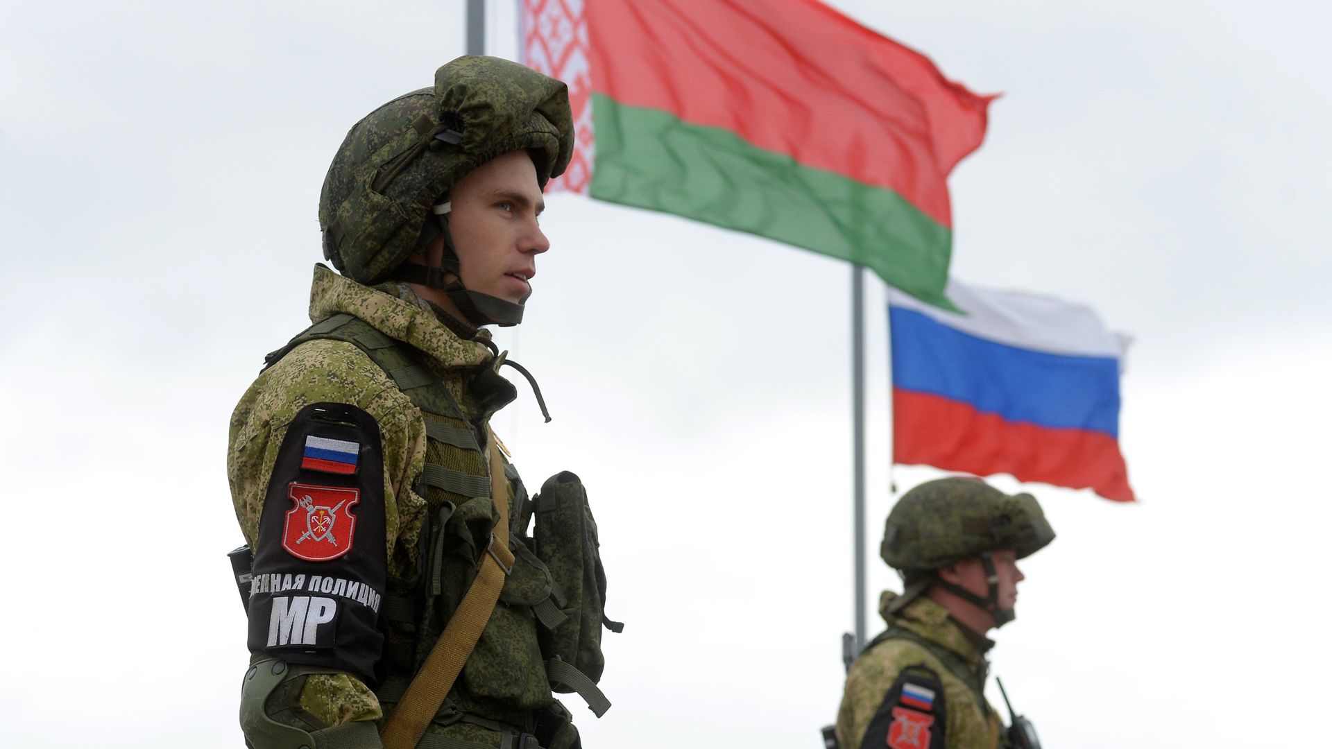 Военнослужащие и флаги России и Белоруссии - РИА Новости, 1920, 31.01.2022
