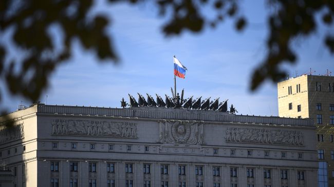 Здание министерства обороны РФ на Фрунзенской набережной в Москве. Архивное фото Здание министерства обороны РФ на Фрунзенской набережной в Москве. Архивное фото