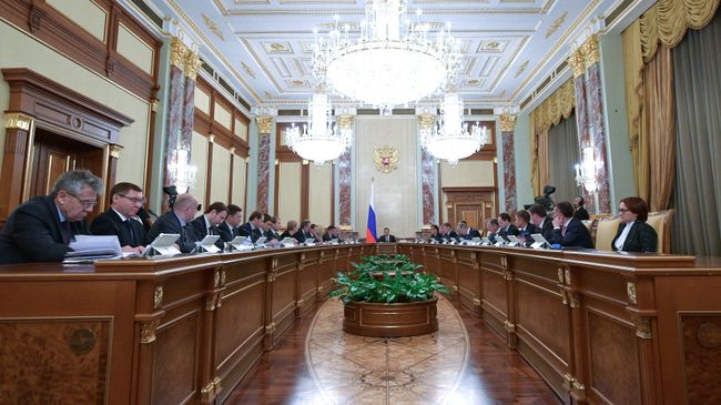 Председатель правительства РФ Дмитрий Медведев проводит заседание правительства РФ. 25 октября 2018 Председатель правительства РФ Дмитрий Медведев проводит заседание правительства РФ. 25 октября 2018