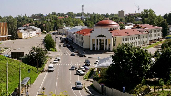 В центре города Волоколамска Московской области. Архивное фото В центре города Волоколамска Московской области. Архивное фото