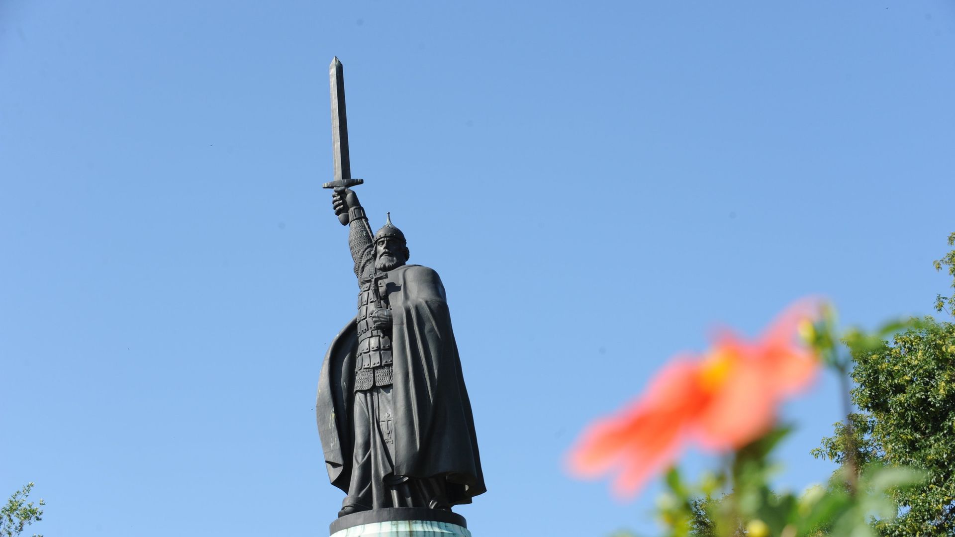 Памятник Илье Муромцу в Муроме Памятник Илье Муромцу в Муроме - РИА Новости, 1920, 23.11.2022