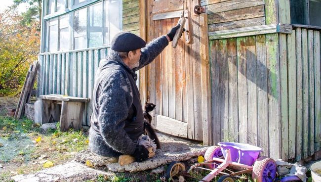Александр Гаранжа третий год живет без ног в доме без света и тепла Александр Гаранжа третий год живет без ног в доме без света и тепла