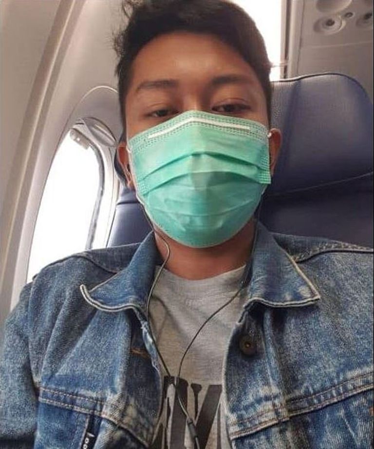 Сэлфи, сделанное Deryl Fida Febrianto  перед взлетом рейса JT-610