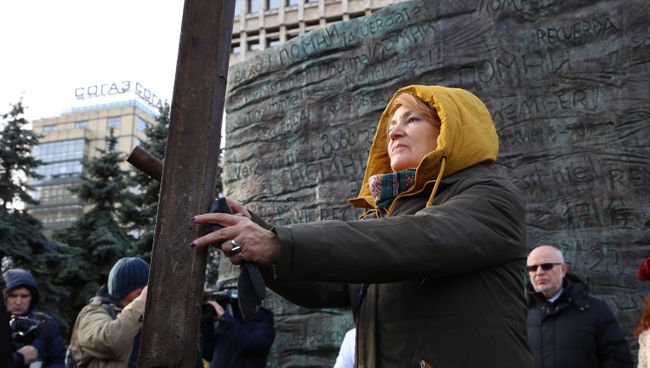 Колокол памяти: как в Москве вспоминают жертв политических репрессий Колокол памяти: как в Москве вспоминают жертв политических репрессий