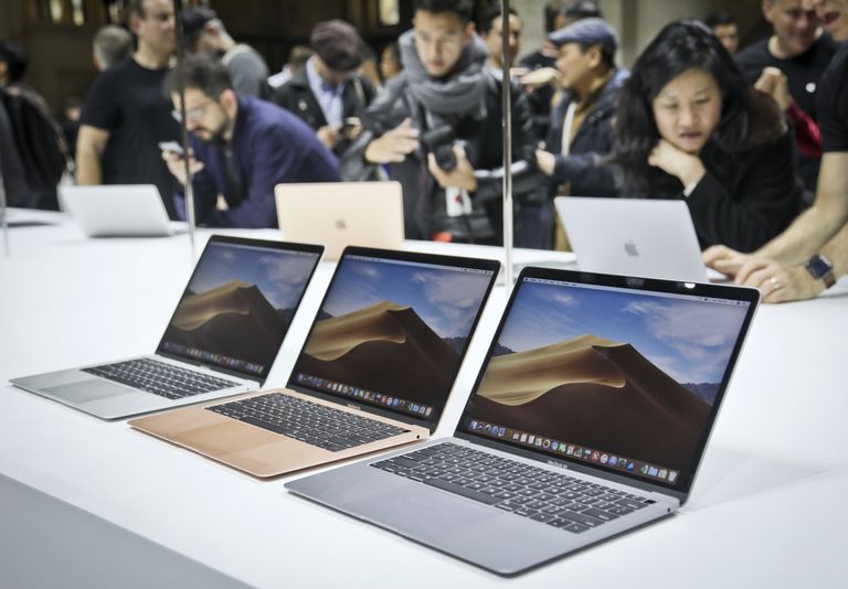 Новые ноутбуки MacBook Air компании Apple. 30 октября 2018 года