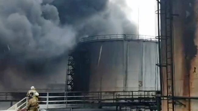 Пожар на нефтеперерабатывающей станции в Ханты-Мансийском автономном округе. 31 октября 2018 Пожар на нефтеперерабатывающей станции в Ханты-Мансийском автономном округе. 31 октября 2018