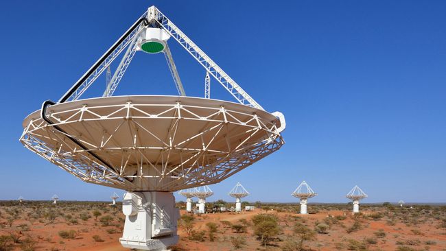 Радиоинтерферометр Australian SKA Pathfinder в обсерватории Мерчисон на западе Австралии Радиоинтерферометр Australian SKA Pathfinder в обсерватории Мерчисон на западе Австралии