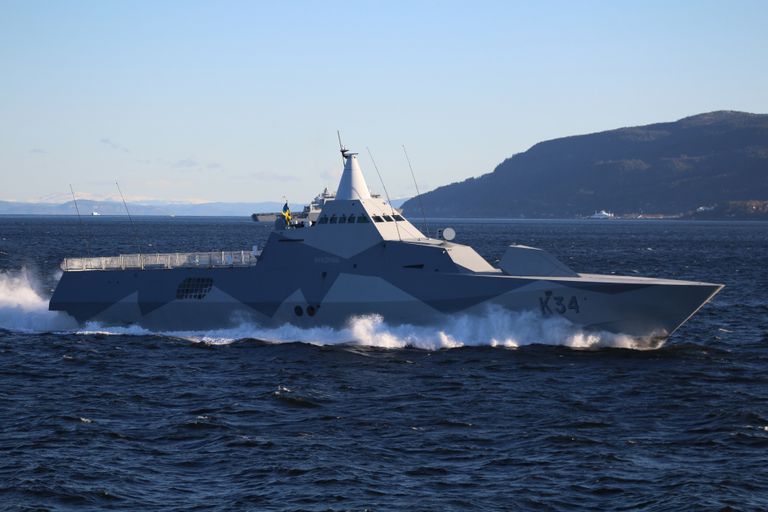 Шведский корвет HSwMS Nyköping во время совместных учений войск НАТО Trident Juncture 2018 (Единый трезубец) в Норвегии