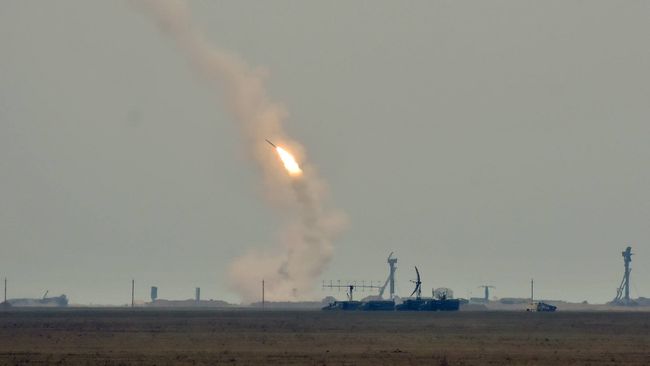 Ракетные стрельбы в Херсонской области Украины Ракетные стрельбы в Херсонской области Украины