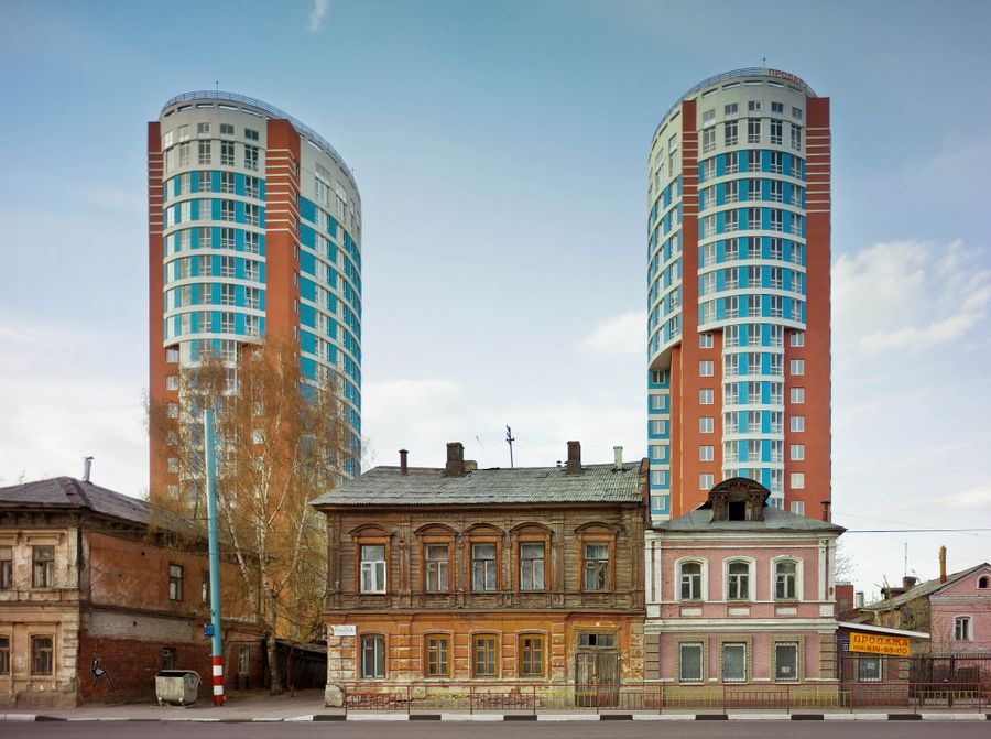 Работа немецкого фотографа Фрэнка Херфорта «ЖК, Нижний Новгород»
