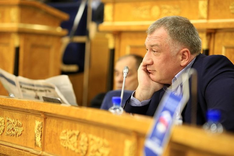 Депутат законодательного собрания Ленинградской области Владимир Петров Депутат законодательного собрания Ленинградской области Владимир Петров