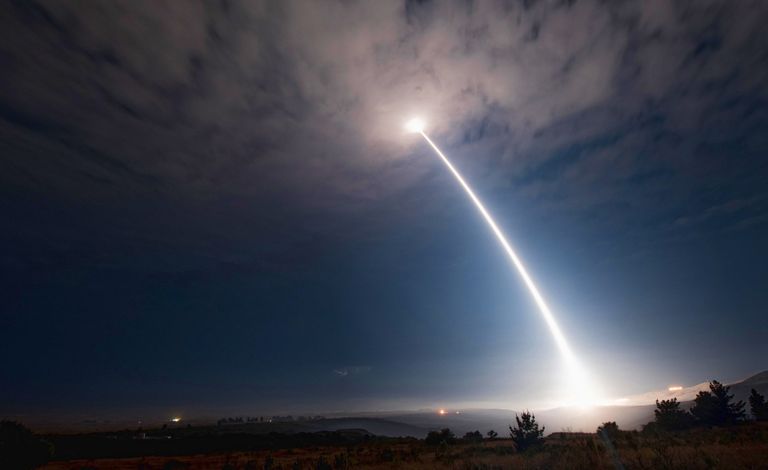 Пуск невооруженной ракеты Minuteman 3 на военной базе ВВС США Ванденберг