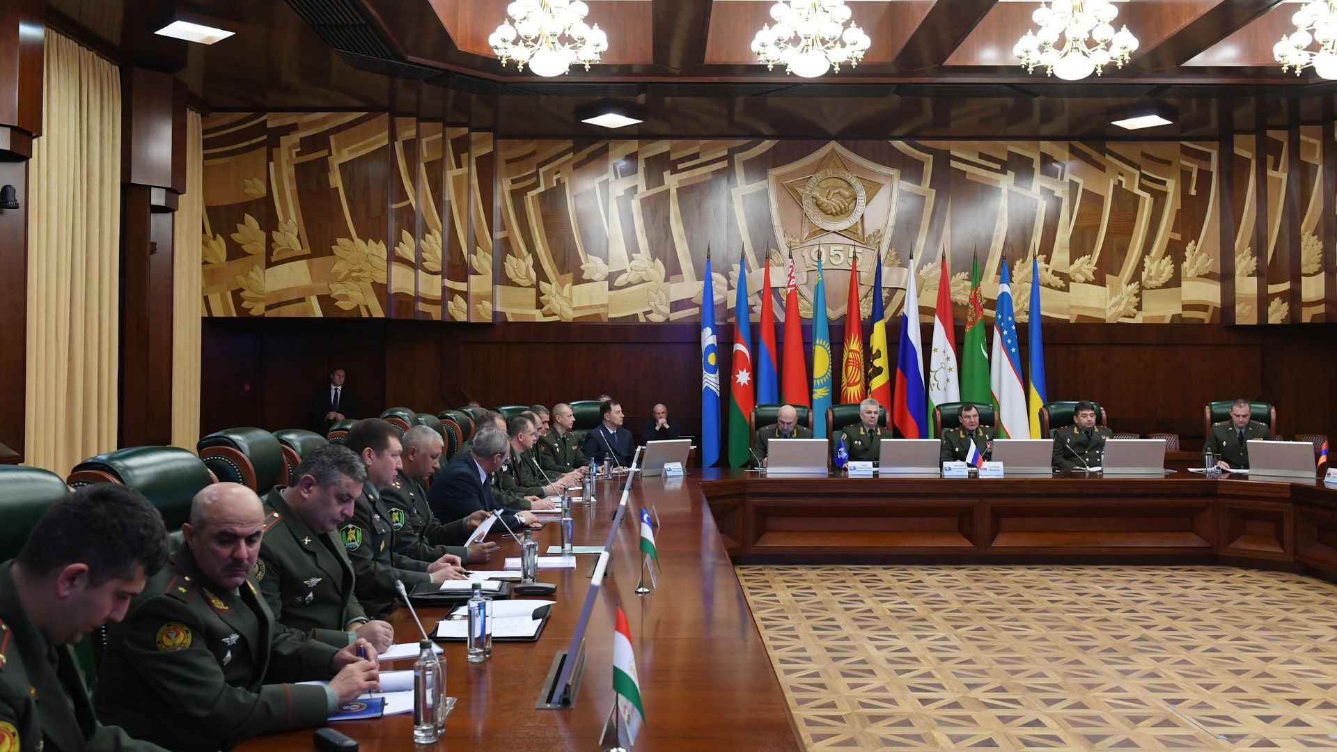 Заседание военно-технического комитета при совете министров обороны государств-участников СНГ в Москве. 8 ноября 2018 Заседание военно-технического комитета при совете министров обороны государств-участников СНГ в Москве. 8 ноября 2018 - РИА Новости, 1920, 31.08.2021