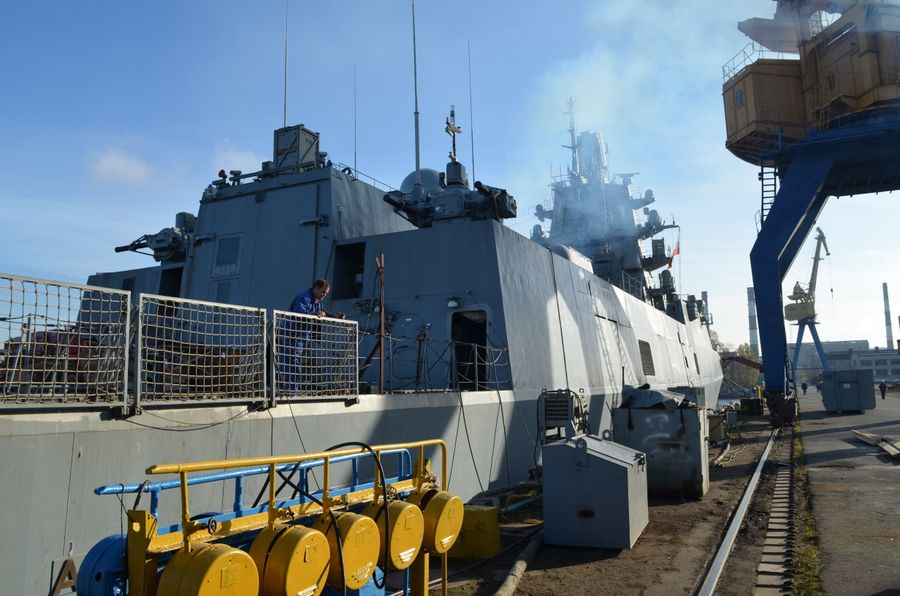 «Адмирал флота Касатонов» на стоянке у причала.