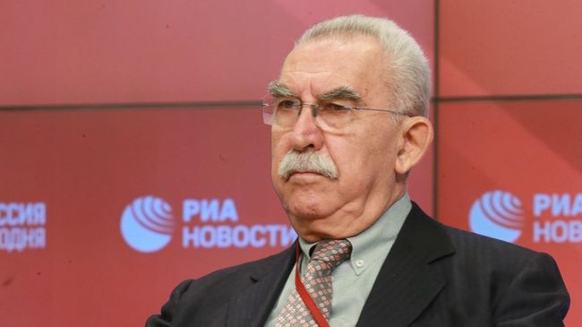 Журналист, общественный деятель, член Зиновьевского клуба Джульетто Кьеза на IX Международной конференции Зиновьевские чтения Журналист, общественный деятель, член Зиновьевского клуба Джульетто Кьеза на IX Международной конференции Зиновьевские чтения