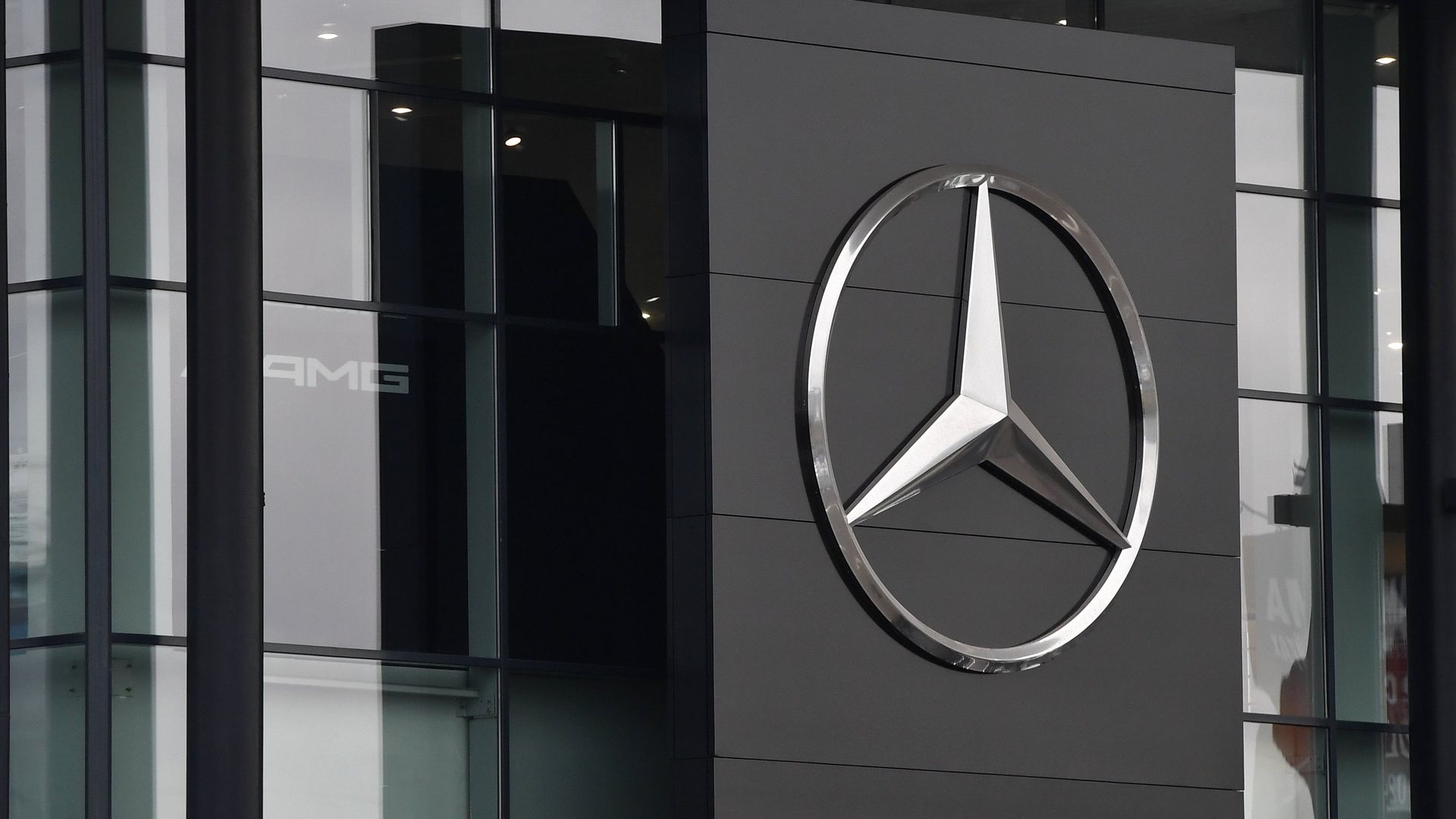Логотип Mercedes-Benz Логотип Mercedes-Benz - РИА Новости, 1920, 24.09.2026
