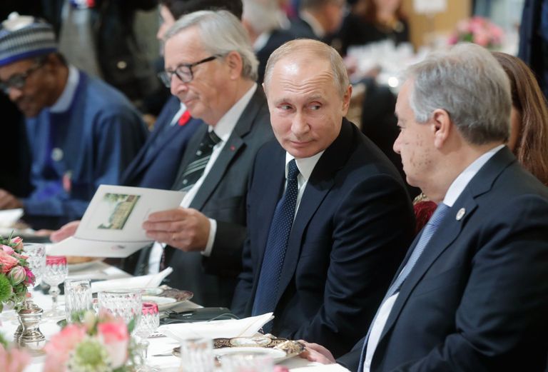Рабочий визит президента РФ В. Путина во Францию Рабочий визит президента РФ В. Путина во Францию