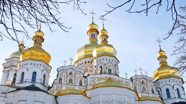 Успенский собор Киево-Печерской лавры в Киеве. Архивное фото Успенский собор Киево-Печерской лавры в Киеве. Архивное фото