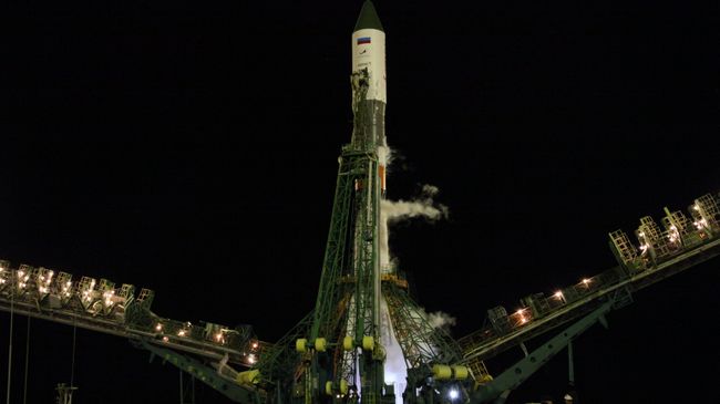 Старт ракеты-носителя Союз-ФГ с транспортным грузовым кораблем Прогресс МС-10 с космодрома Байконур. 16 ноября 2018 Старт ракеты-носителя Союз-ФГ с транспортным грузовым кораблем Прогресс МС-10 с космодрома Байконур. 16 ноября 2018