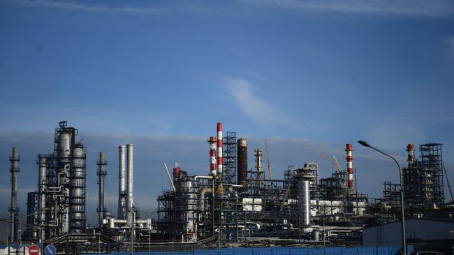 Московский нефтеперерабатывающий завод в Капотне, где произошел пожар Московский нефтеперерабатывающий завод в Капотне, где произошел пожар