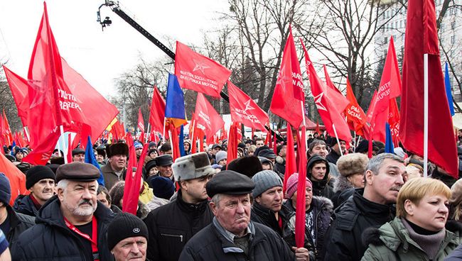 В Кишиневе проходит масштабный митинг социалистов В Кишиневе проходит масштабный митинг социалистов