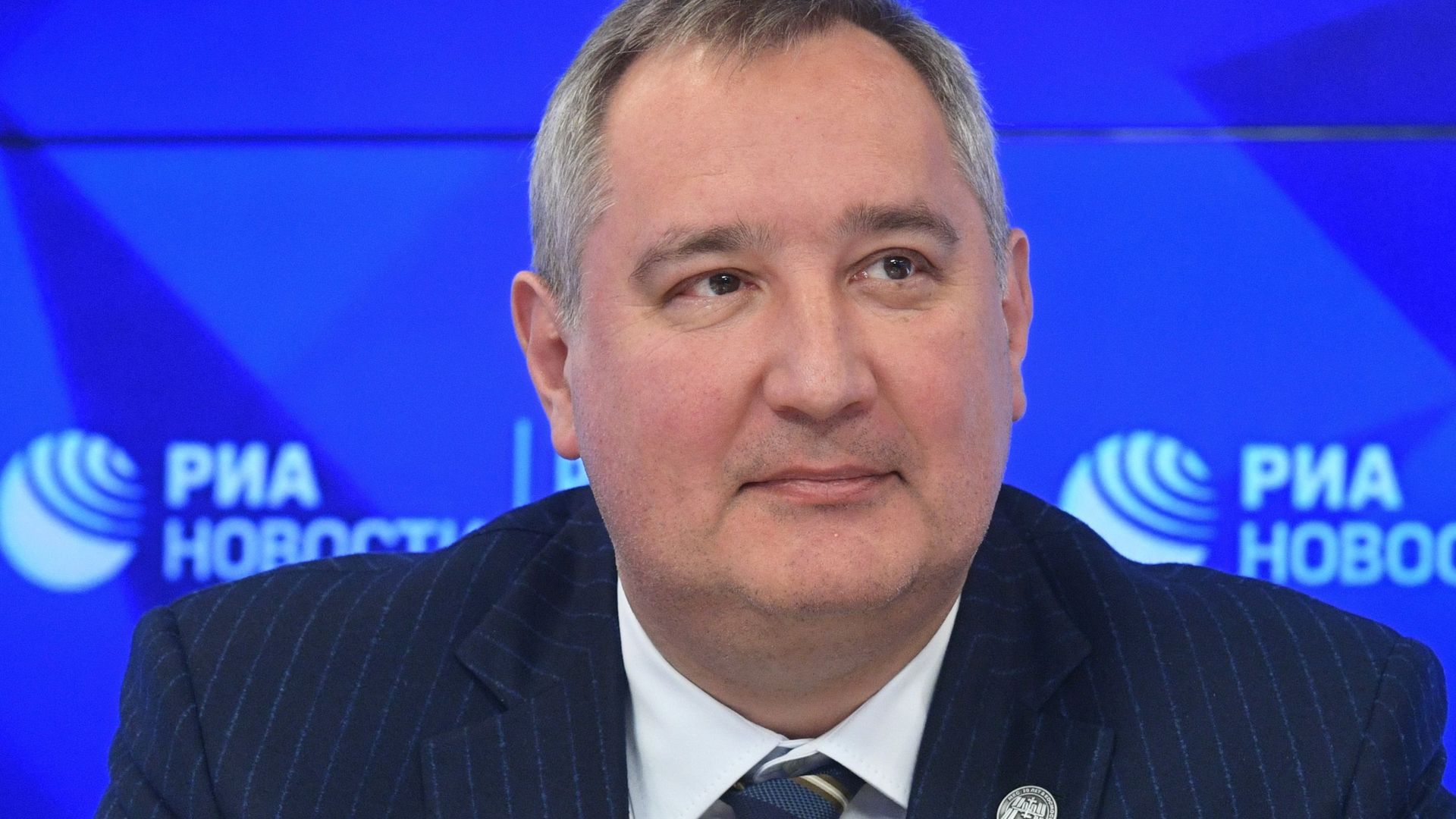 Генеральный директор госкорпорации Роскосмос Дмитрий Рогозин во время пресс-конференции, приуроченной к 20-летию создания МКС, в ММПЦ МИА Россия сегодня в Москве. 19 ноября 2018 Генеральный директор госкорпорации Роскосмос Дмитрий Рогозин во время пресс-конференции, приуроченной к 20-летию создания МКС, в ММПЦ МИА Россия сегодня в Москве. 19 ноября 2018 - РИА Новости, 1920, 29.12.2020