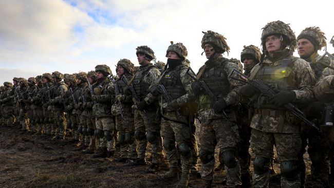 Украинские военнослужащие Украинские военнослужащие