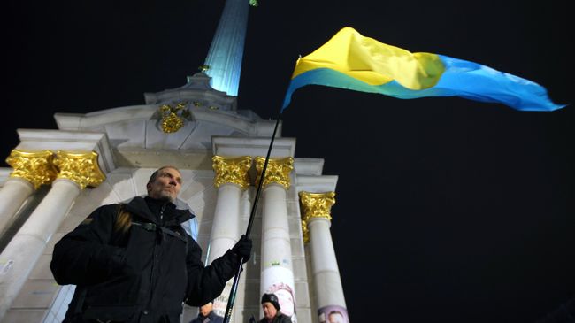 Участники акции, посвященной 5-й годовщине начала событий на Майдане, в Киеве Участники акции, посвященной 5-й годовщине начала событий на Майдане, в Киеве