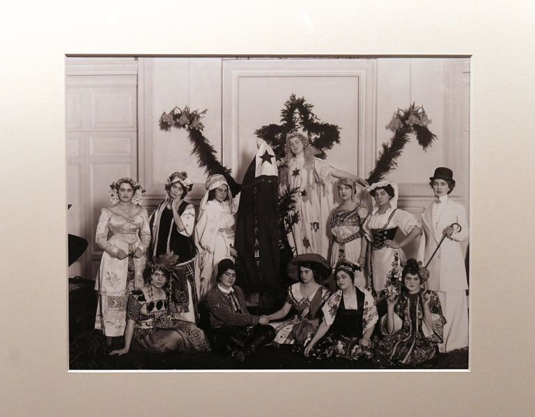 Фотография на выставке Курсистка – имя нарицательное. К 140-летнему юбилею высшего женского образования в России в Санкт-Петербурге