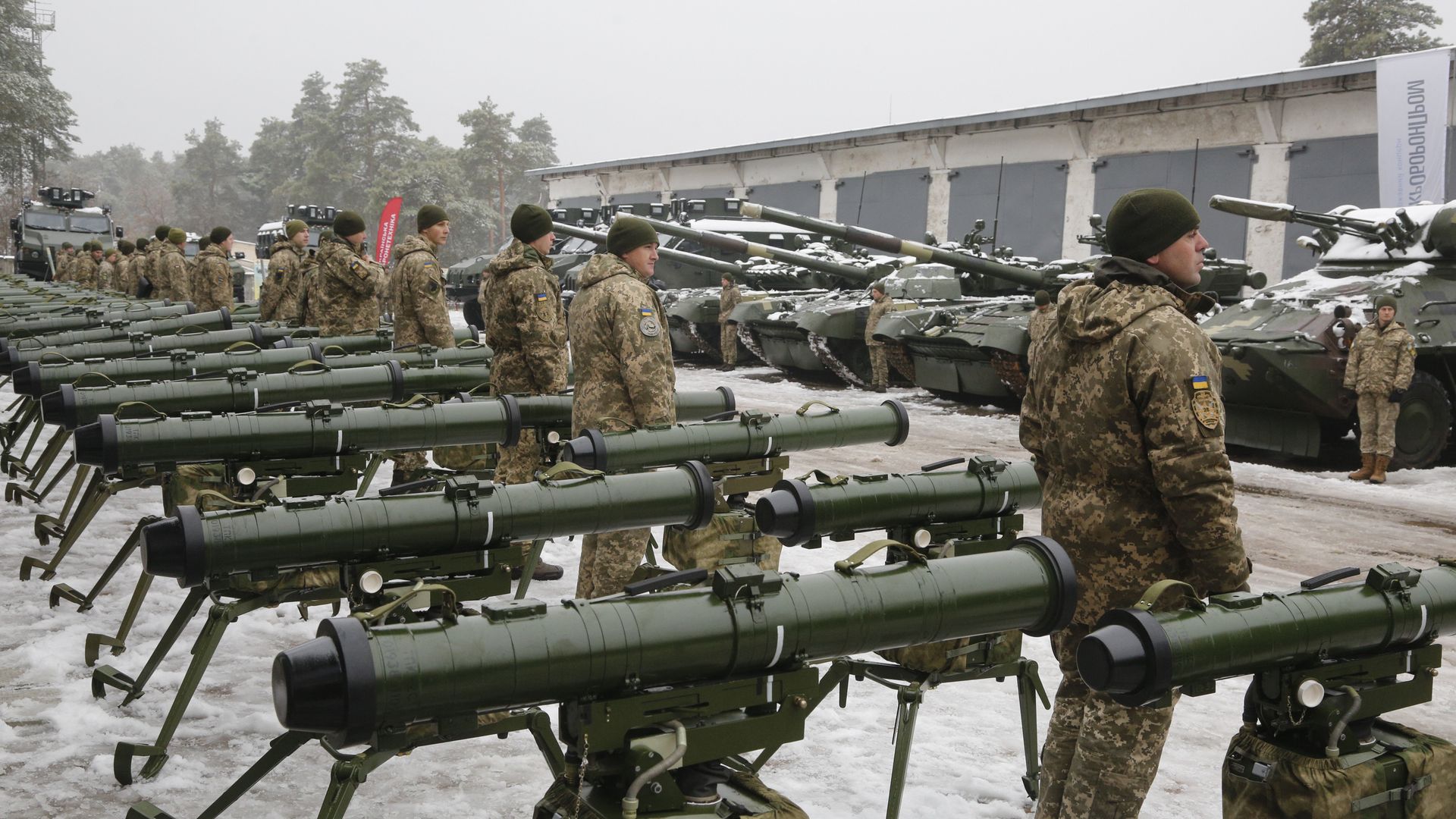 Украинские военнослужащие на военной базе в Киеве. 15 ноября 2018 Украинские военнослужащие на военной базе в Киеве. 15 ноября 2018 - РИА Новости, 1920, 22.02.2021