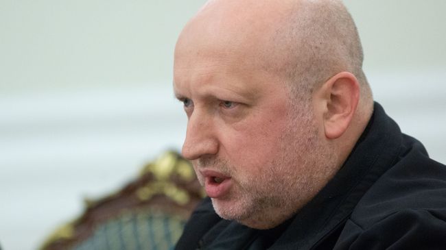 Секретарь СНБО Александр Турчинов на заседании Совета национальной безопасности и обороны Украины в Киеве Секретарь СНБО Александр Турчинов на заседании Совета национальной безопасности и обороны Украины в Киеве