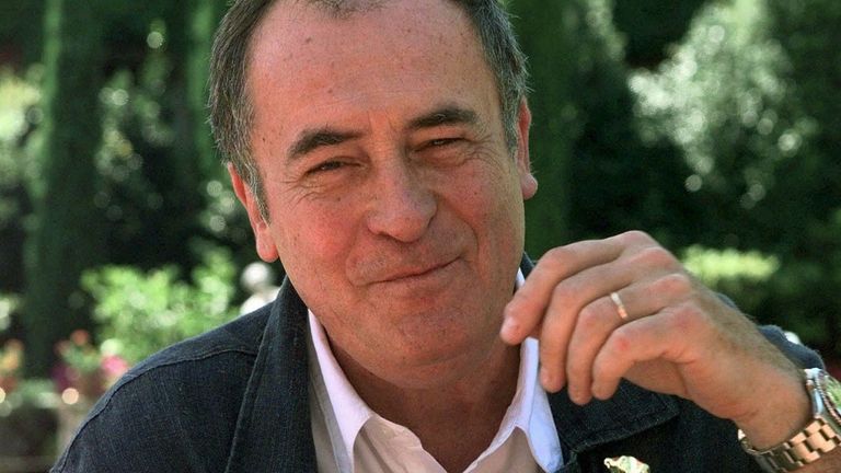 Режиссер Бернардо Бертолуччи Режиссер Бернардо Бертолуччи