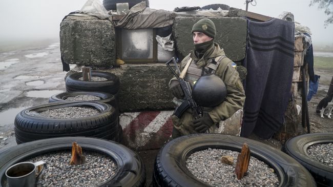 Солдат Нацгвардии Украины на КПП под Бердянском. 27 ноября 2018 Солдат Нацгвардии Украины на КПП под Бердянском. 27 ноября 2018