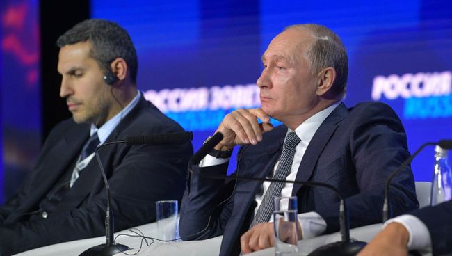 Президент РФ Владимир Путин посетил инвестиционный форум ВТБ Капитал Россия зовёт! Президент РФ Владимир Путин посетил инвестиционный форум ВТБ Капитал Россия зовёт!