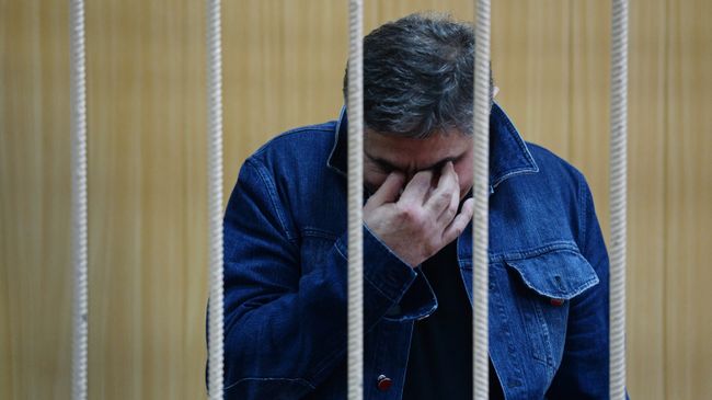 Захарий Калашов в суде Захарий Калашов в суде