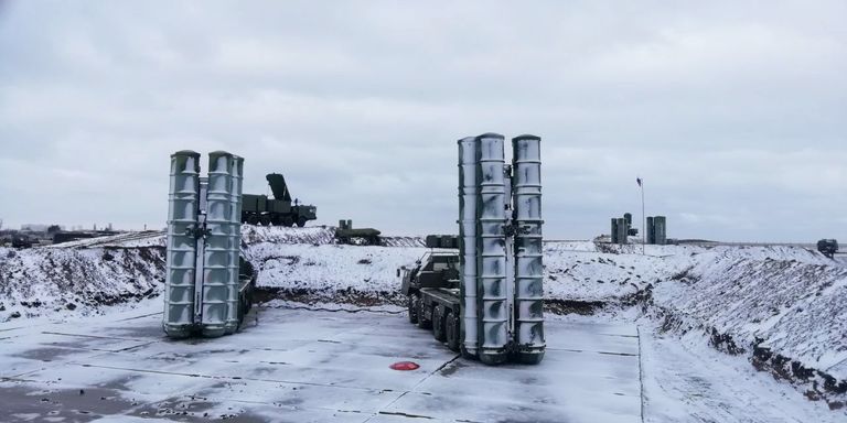 Зенитные ракетные комплексы С-400 Триумф в Крыму Зенитные ракетные комплексы С-400 Триумф в Крыму
