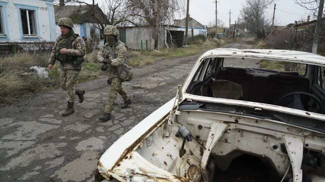 Украинские военные на линии разграничения в Донбассе. 28 ноября 2018 Украинские военные на линии разграничения в Донбассе. 28 ноября 2018