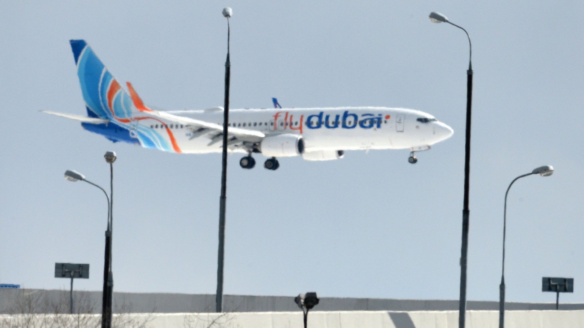 Самолет Boeing 737-800 авиакомпании FlyDubai Самолет Boeing 737-800 авиакомпании FlyDubai - РИА Новости, 1920, 04.03.2026