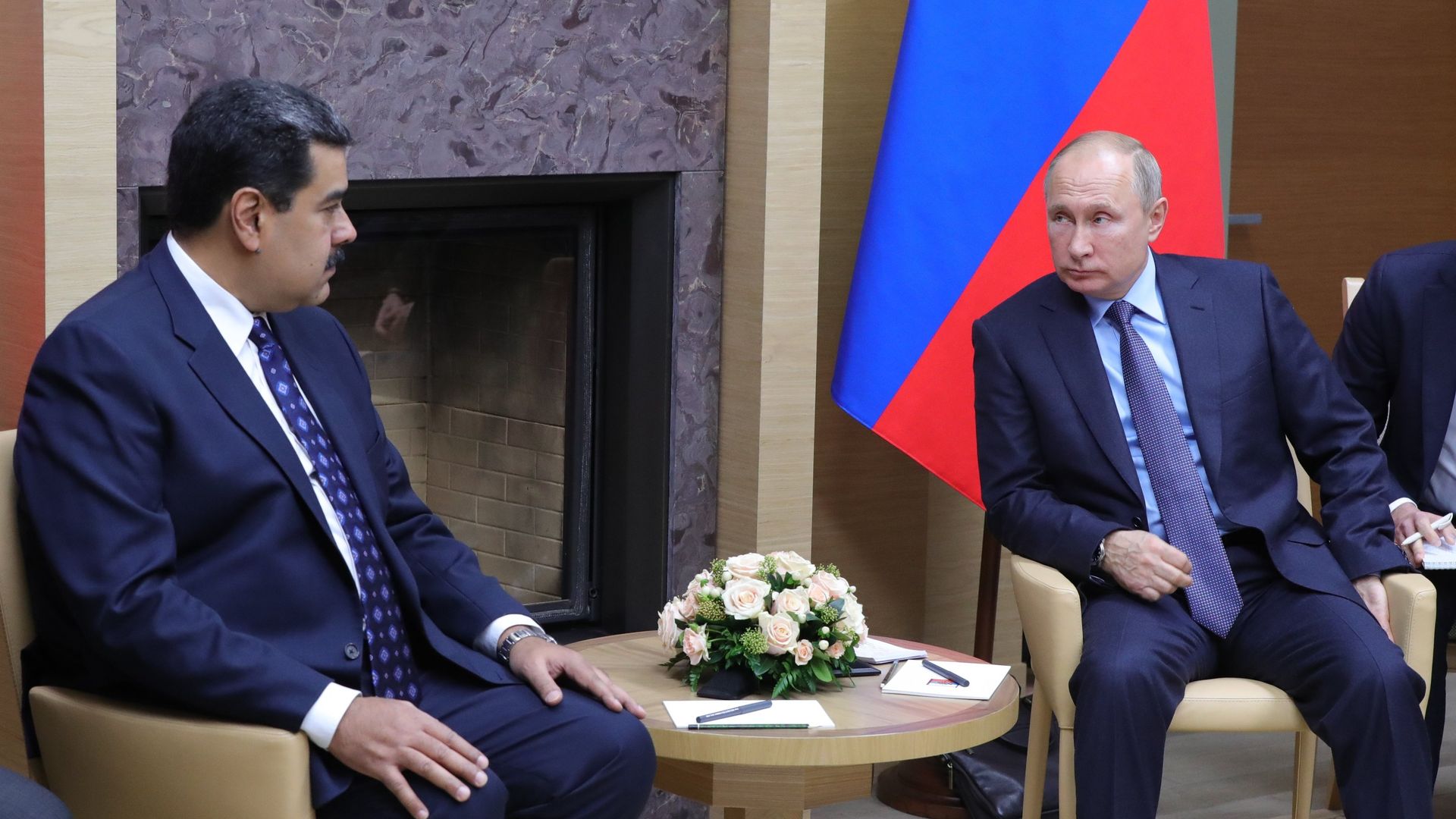 Владимир Путин и Николас Мадуро Владимир Путин и Николас Мадуро - РИА Новости, 1920, 21.06.2025
