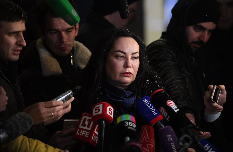 Адвокат футболиста Александра Кокорина, Татьяна Стукалова отвечает на вопросы журналистов после заседания Тверского районного суда Москвы. 5 декабря 2018 Адвокат футболиста Александра Кокорина, Татьяна Стукалова отвечает на вопросы журналистов после заседания Тверского районного суда Москвы. 5 декабря 2018