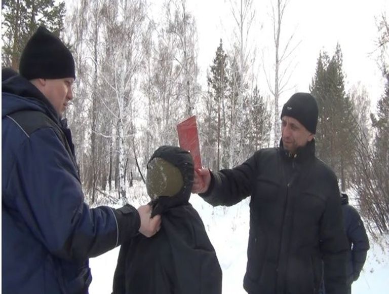 Попков рассказывает, как зарубил топором одну из жертв